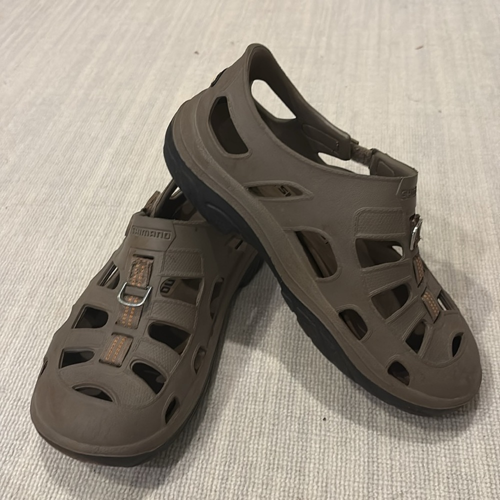 Shimano Evair marine shoes in brown, Size 10. - Picture 2 of 4